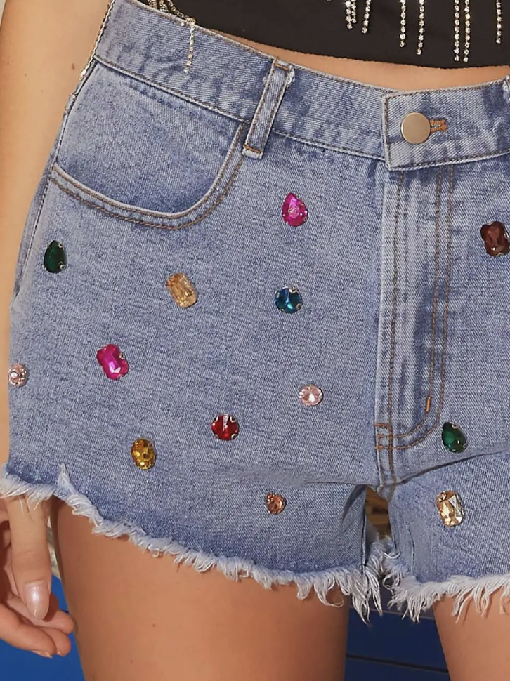 Taylor Swift’s New Album and the Rise of the Shiny Showgirl Aesthetic